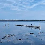 8 Person On A In Lejlighed *