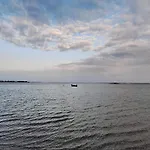 8 Person On A In * ボーゲンセ
