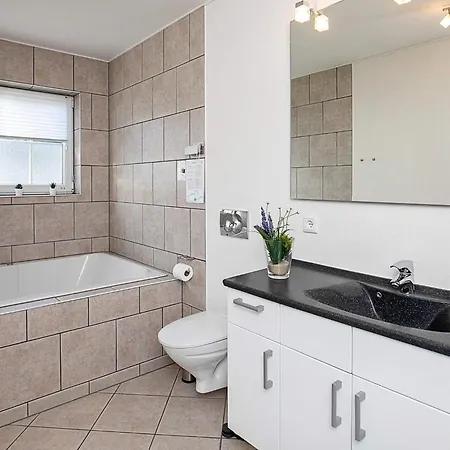 Διαμέρισμα 8 Person On A In *