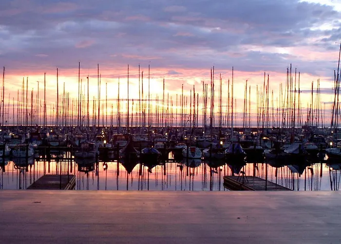 Apartamento 8 Person On A In *